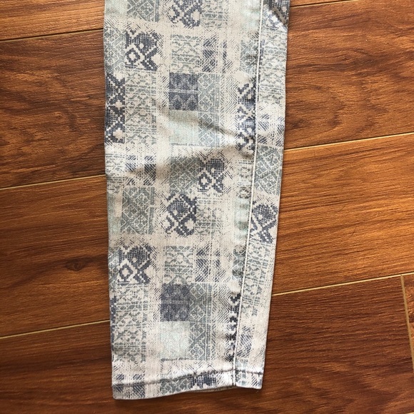 Blank NYC - skinny jeans, new condition. - Picture 4 of 6